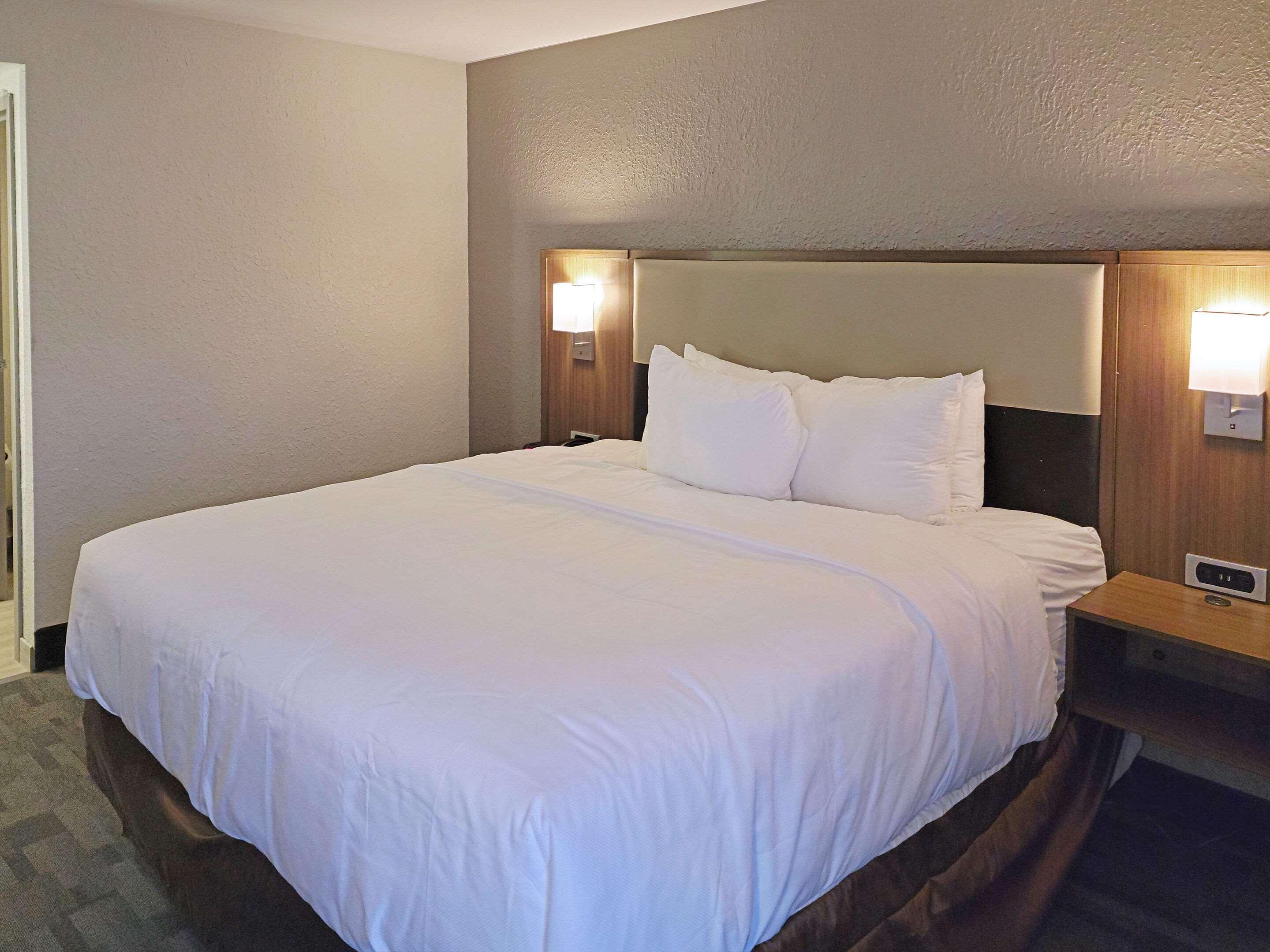 Comfort Inn & Suites Wyomissing-Reading Экстерьер фото