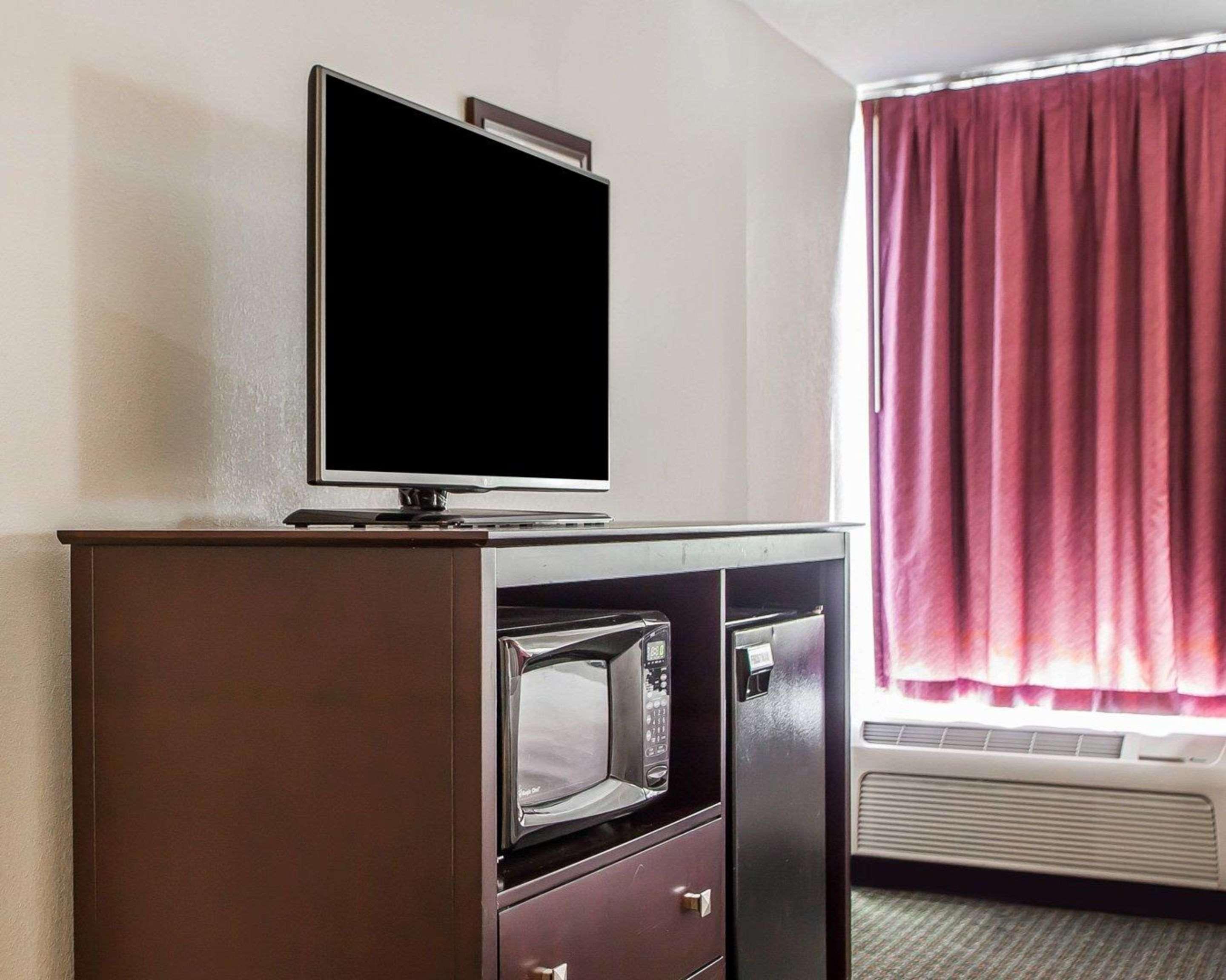 Comfort Inn & Suites Wyomissing-Reading Экстерьер фото