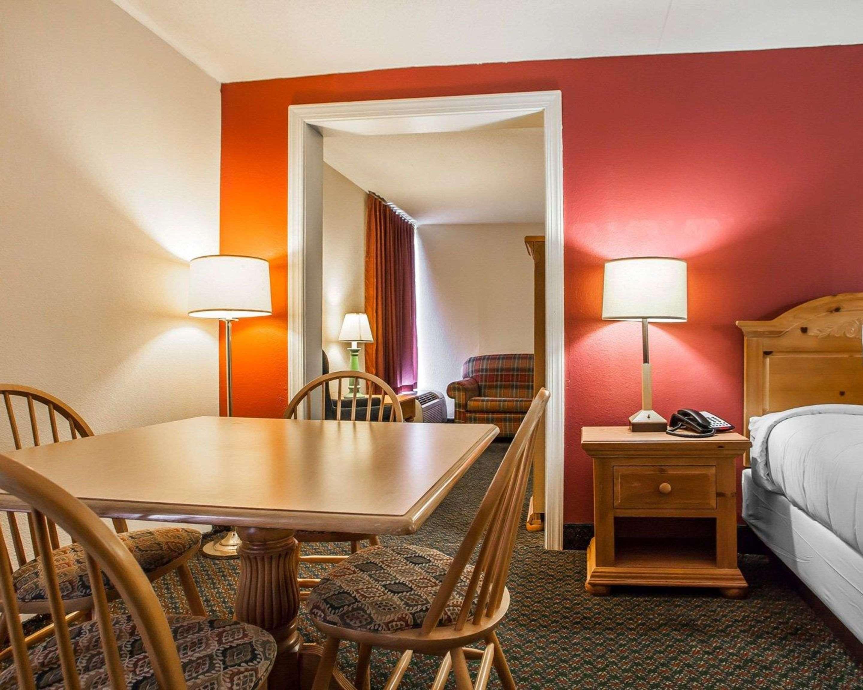Comfort Inn & Suites Wyomissing - Reading Экстерьер фото